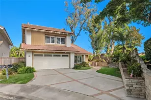 27 Campanero, Irvine, CA 92620 - Photo 2