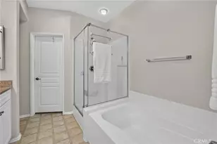 3273 Watermarke Pl, Irvine, CA 92612 - Photo 34