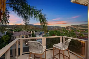 10 Thorn Oak, Rancho Santa Margarita, CA 92679 - Photo 2