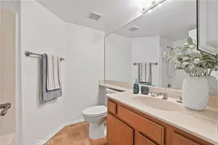 3523 W Greentree Cir, Anaheim, CA 92804 - Photo 32