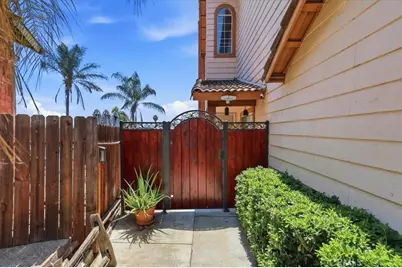 11785 Briar Knoll, Moreno Valley, CA 92557 - Photo 6