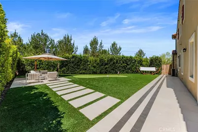 242 Sutters Ml, Irvine, CA 92602 - Photo 22