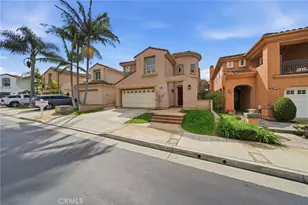 7124 Forest Glen Dr, Huntington Beach, CA 92648 - Photo 2