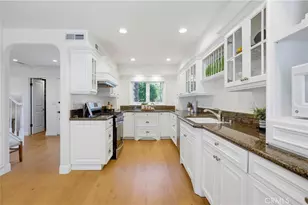 336 Tours Ln, Costa Mesa, CA 92627 - Photo 22