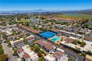 336 Tours Ln, Costa Mesa, CA 92627 - Photo 2