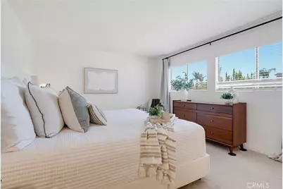336 Tours Lane, Costa Mesa, CA 92627 - Photo 34