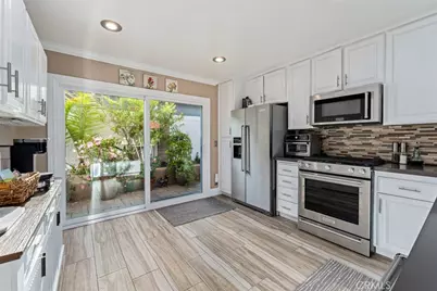25891 Tree Top, Laguna Hills, CA 92653 - Photo 12