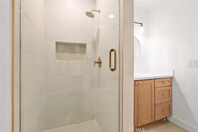 655 W 6th #A, Tustin, CA 92780 - Photo 18