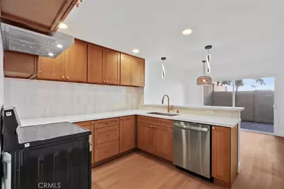 655 W 6th #A, Tustin, CA 92780 - Photo 1