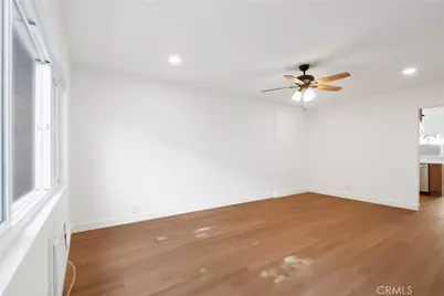 655 W 6th #A, Tustin, CA 92780 - Photo 4