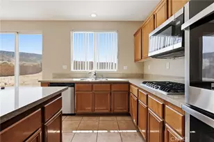 42251 Westminster, Lancaster, CA 93536 - Photo 18