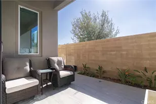 301 Baluster, Irvine, CA 92618 - Photo 32