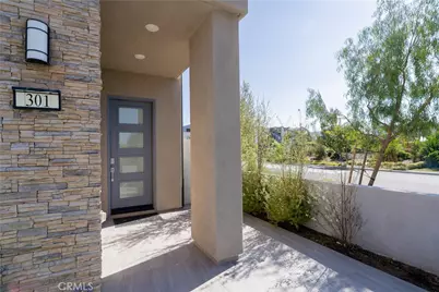 301 Baluster, Irvine, CA 92618 - Photo 2