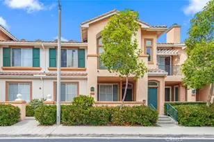 2605 Ladrillo Aisle, Irvine, CA 92606 - Photo 2