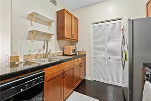 3338 Watermarke, Irvine, CA 92612 - Photo 10