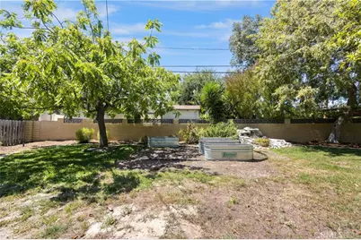6813 E Los Santos, Long Beach, CA 90815 - Photo 32
