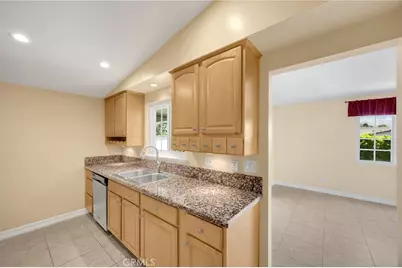 13471 Greentree Avenue, Garden Grove, CA 92840 - Photo 16