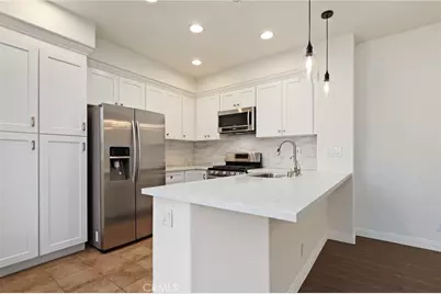 28393 Pueblo Drive, Lake Forest, CA 92679 - Photo 12