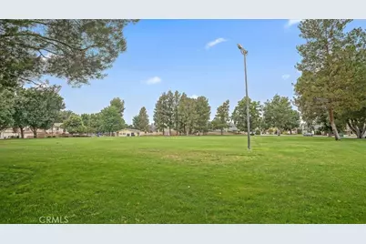 25348 Via Palacio, Valencia, CA 91355 - Photo 30