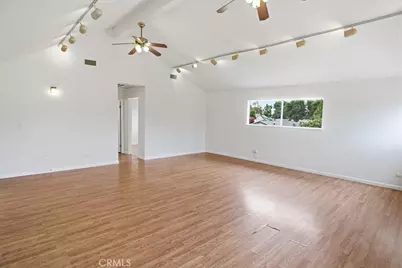 25348 Via Palacio, Valencia, CA 91355 - Photo 14