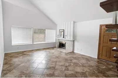 25348 Via Palacio, Valencia, CA 91355 - Photo 4
