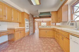 811 S Ramblewood Dr, Anaheim, CA 92804 - Photo 4