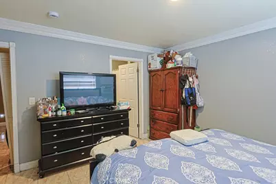 9307 Bandera, Los Angeles, CA 90002 - Photo 6