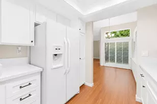 8877 Tulare Dr, Huntington Beach, CA 92646 - Photo 10