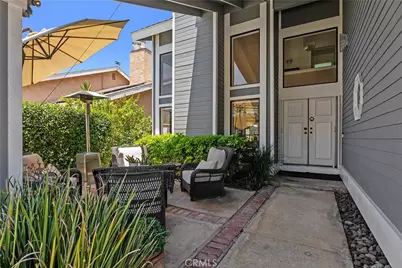 24405 Mockingbird Place, Lake Forest, CA 92630 - Photo 4