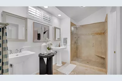 24 Christamon, Irvine, CA 92620 - Photo 32
