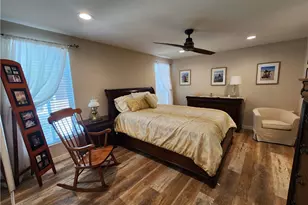 9850 Garfield, Huntington Beach, CA 92646 - Photo 14