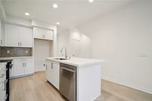 156 Balsawood, Tustin, CA 92780 - Photo 6