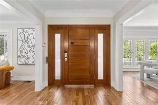230 S Lucerne Blvd, Los Angeles, CA 90004 - Photo 2
