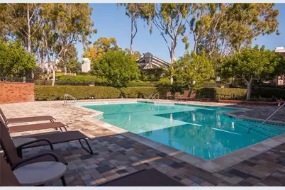 38 Hillgrass, Irvine, CA 92603 - Photo 22