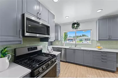 1730 E Redwood, Anaheim, CA 92805 - Photo 10