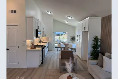 27181 Cedros, Mission Viejo, CA 92692 - Photo 4