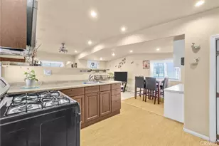 210 Dresden Ave, Santa Ana, CA 92703 - Photo 10