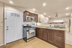 210 Dresden Ave, Santa Ana, CA 92703 - Photo 8
