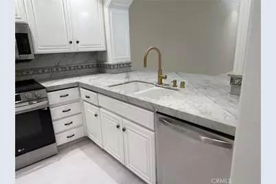 2253 Martin, Irvine, CA 92612 - Photo 34