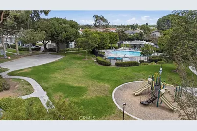 2515 S. Laurelwood, Santa Ana, CA 92704 - Photo 22