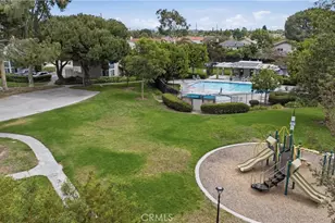 2515 S Laurelwood, Santa Ana, CA 92704 - Photo 22