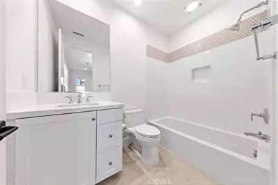 131 Summerland, Irvine, CA 92602 - Photo 32