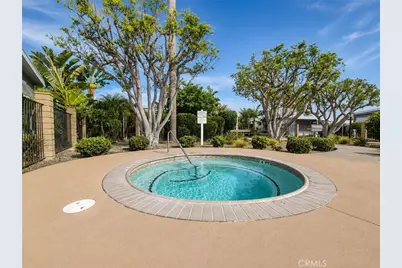 6241 Warner #154, Huntington Beach, CA 92647 - Photo 18