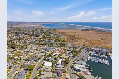 17140 Edgewater Lane, Huntington Beach, CA 92649 - Photo 50