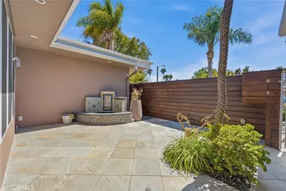 17140 Edgewater Lane, Huntington Beach, CA 92649 - Photo 4
