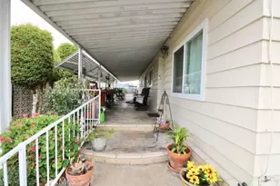 14046 Lakeside Dr, La Mirada, CA 90638 - Photo 4