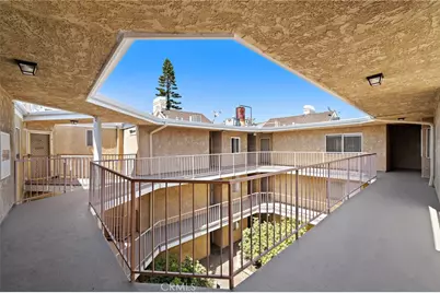 1100 Newport Avenue #404, Long Beach, CA 90804 - Photo 4