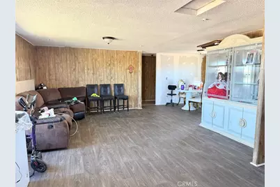 9589 Paramount, Phelan, CA 92371 - Photo 10