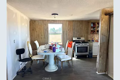 9589 Paramount, Phelan, CA 92371 - Photo 12