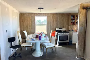 9589 Paramount, Phelan, CA 92371 - Photo 12
